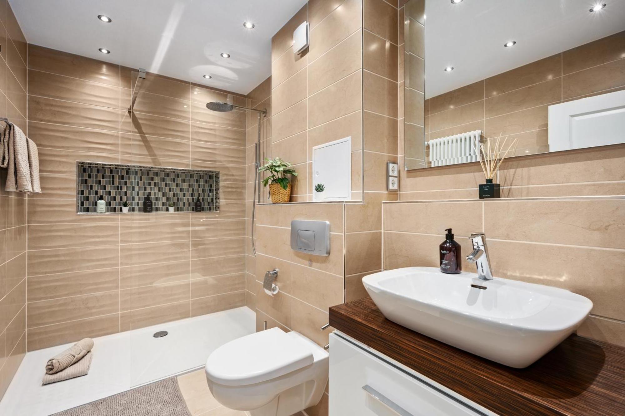 Edler Wohnraum Schwanenteich-Suite Mit Balkon, Kaffeevollautomat, Lift & Parkplatz Zwickau Exterior photo